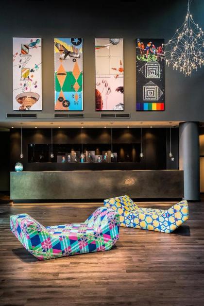 Motel One Wien Westbahnhof - image 12