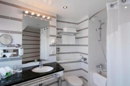 Holiday Inn Vienna City - image 3