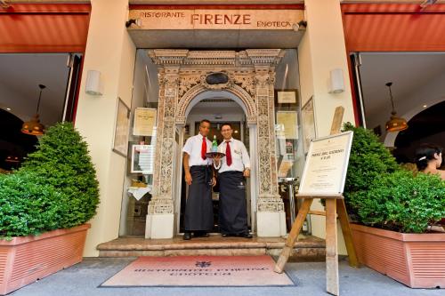 Hotel Royal - image 5