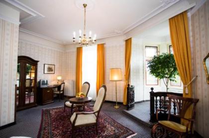 Hotel Atlanta - image 5