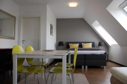 Kunsthaus Apartments - image 4
