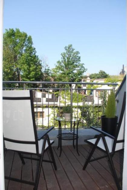 Kunsthaus Apartments - image 5