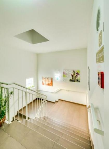 a&t Holiday Hostel - image 19