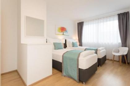 Mar Suite Apartments - Center - image 16