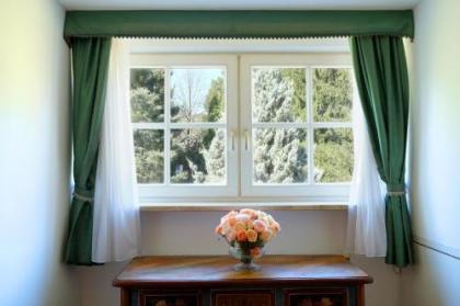 Hotel Landhaus Fuhrgassl-Huber - image 10