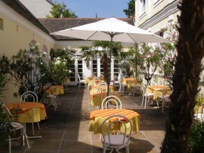 Hotel Landhaus Fuhrgassl-Huber - image 12