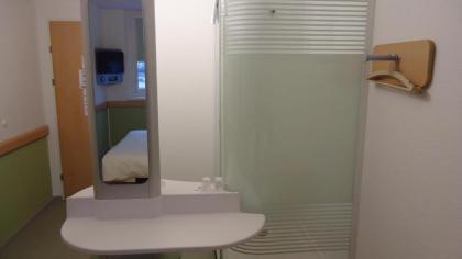 Ibis budget Wien Messe - image 11