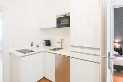 Pink Grapefruit City Condo - image 16