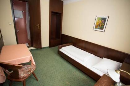 Hotel Hadrigan - image 16