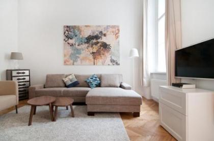 HeyMi Apartments Oper - image 4