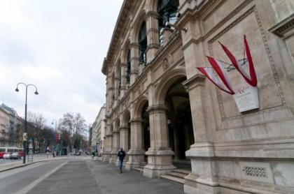 HeyMi Apartments Oper - image 6