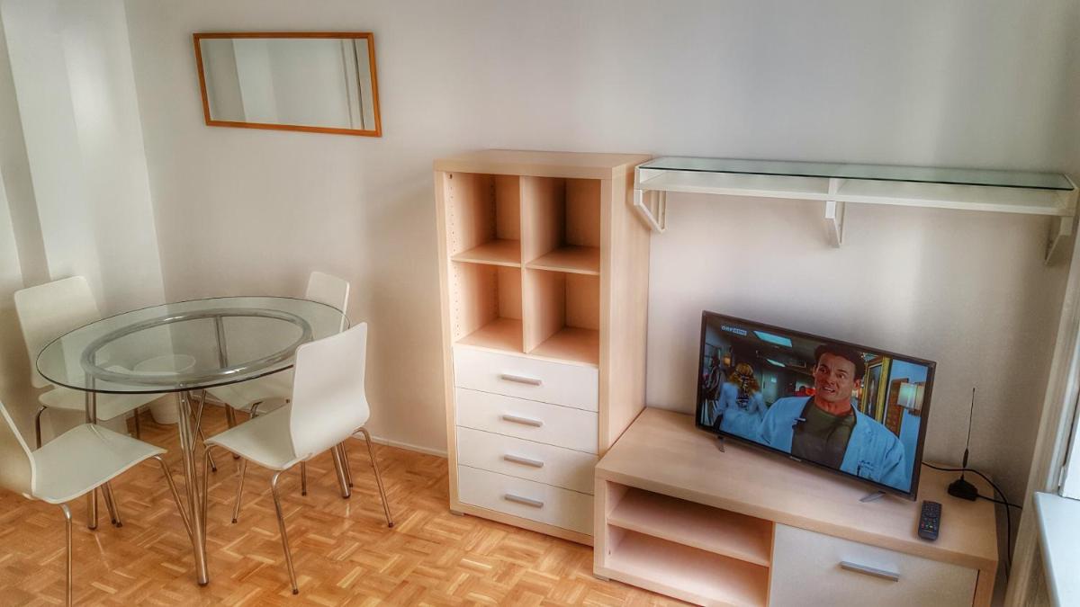 Sobieski City Apartments - image 2