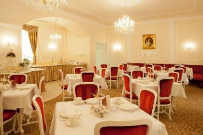 Hotel Kaiserin Elisabeth - image 7