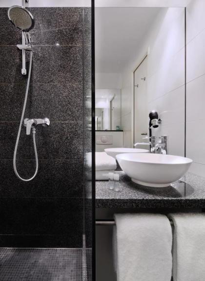 Motel One Wien-Hauptbahnhof - image 16