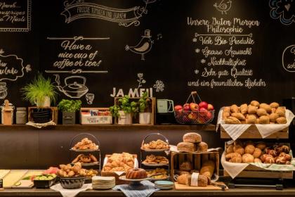 Motel One Wien-Hauptbahnhof - image 9