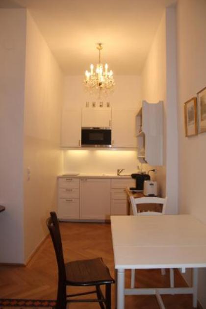 Premarental - image 17