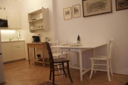 Premarental - image 6