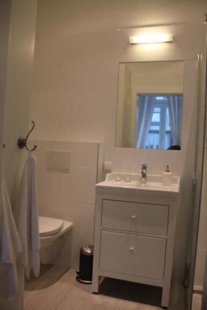 Premarental - image 7