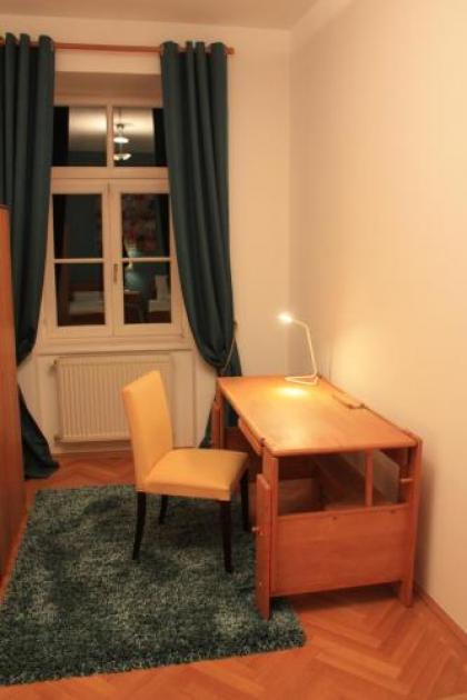 Apartment Schönbrunn - image 14
