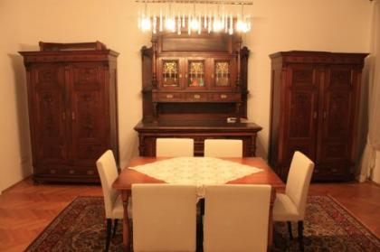 Apartment Schönbrunn - image 16