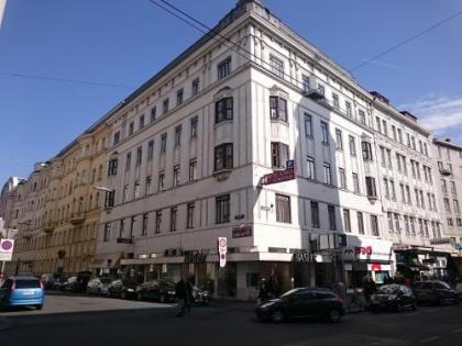 Hotel Pension Stadtpark - image 12
