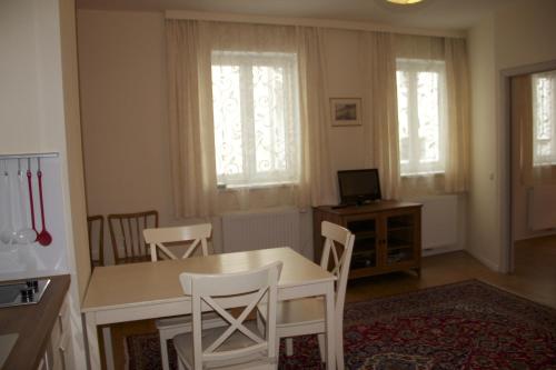 Premarental Apartment - image 2