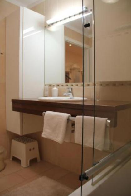 Premarental Apartment - image 9