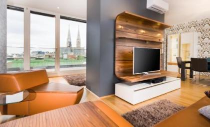 Abieshomes Serviced Apartments - Votivpark - image 1