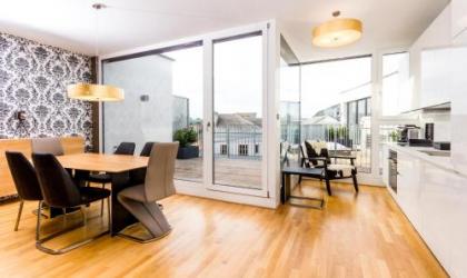 Abieshomes Serviced Apartments - Votivpark - image 11