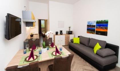Apartments Villa Luna - image 1