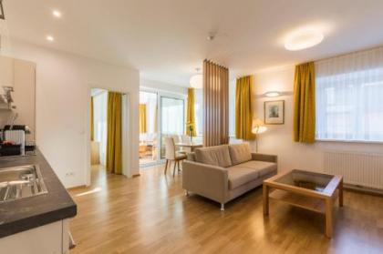 Vienna Grand Apartments City - image 4