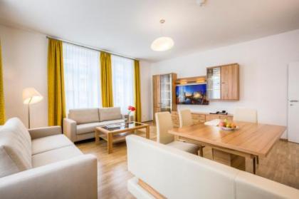 Vienna Grand Apartments City - image 8