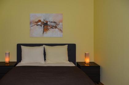 Ableidinger Apartments - image 15