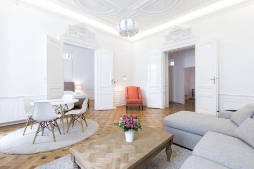 HeyMi Apartments in City Center - main image