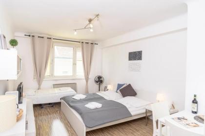 Cosy Margareten - image 4