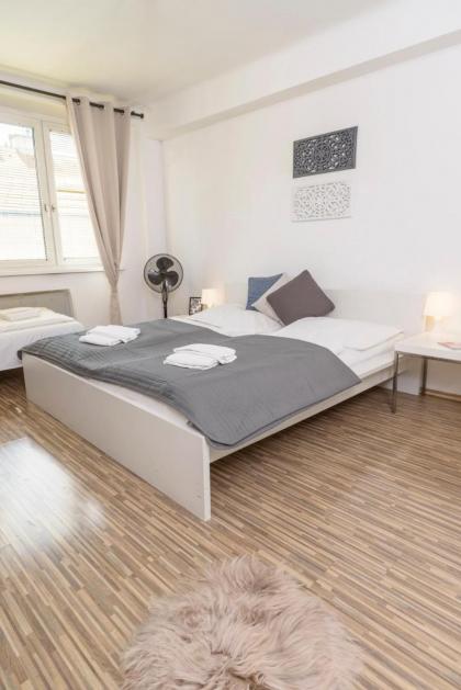 Cosy Margareten - image 5