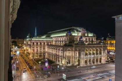 De Luxe Suite Staatsoper - image 1