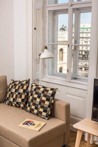 De Luxe Suite Staatsoper - image 5