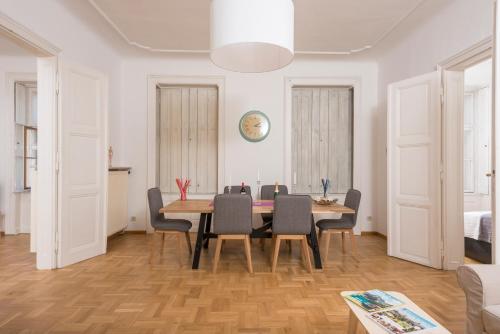 De Luxe Suite Staatsoper - image 6