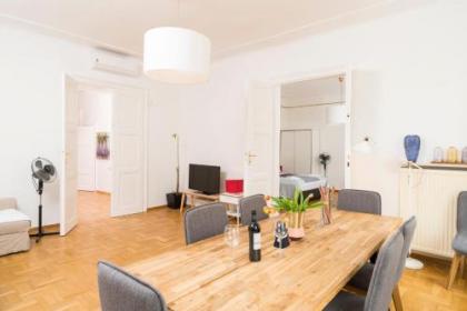 De Luxe Suite Staatsoper - image 8