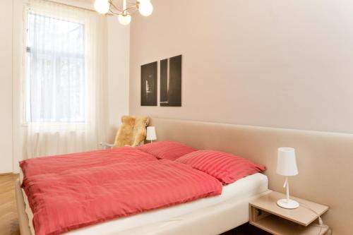 Apartments Fuchsthallergasse - image 3