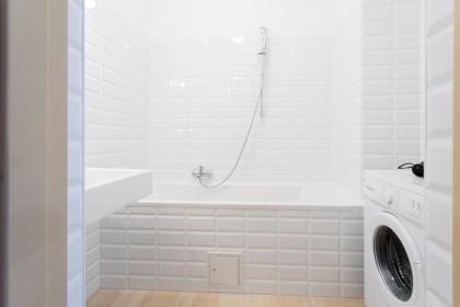 Apartment house in Vienna - image 11