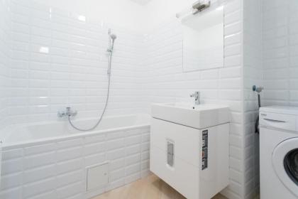 Apartment house in Vienna - image 4