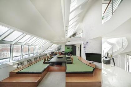 House of Time - Fancy Suites - image 5