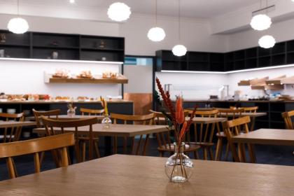 Florum Hotel - image 17