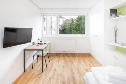myNext - Hotel Leo - image 7