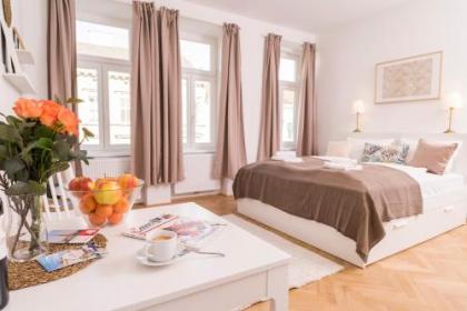Heart of Ottakring - image 4