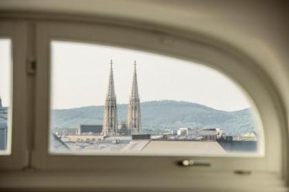 Rooftop Stephansdom - image 13