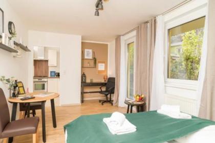 Rosenstein Suite - image 12
