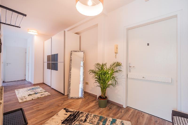 Downtown 10 min. - 3 rooms Parking Metro 100m - image 2